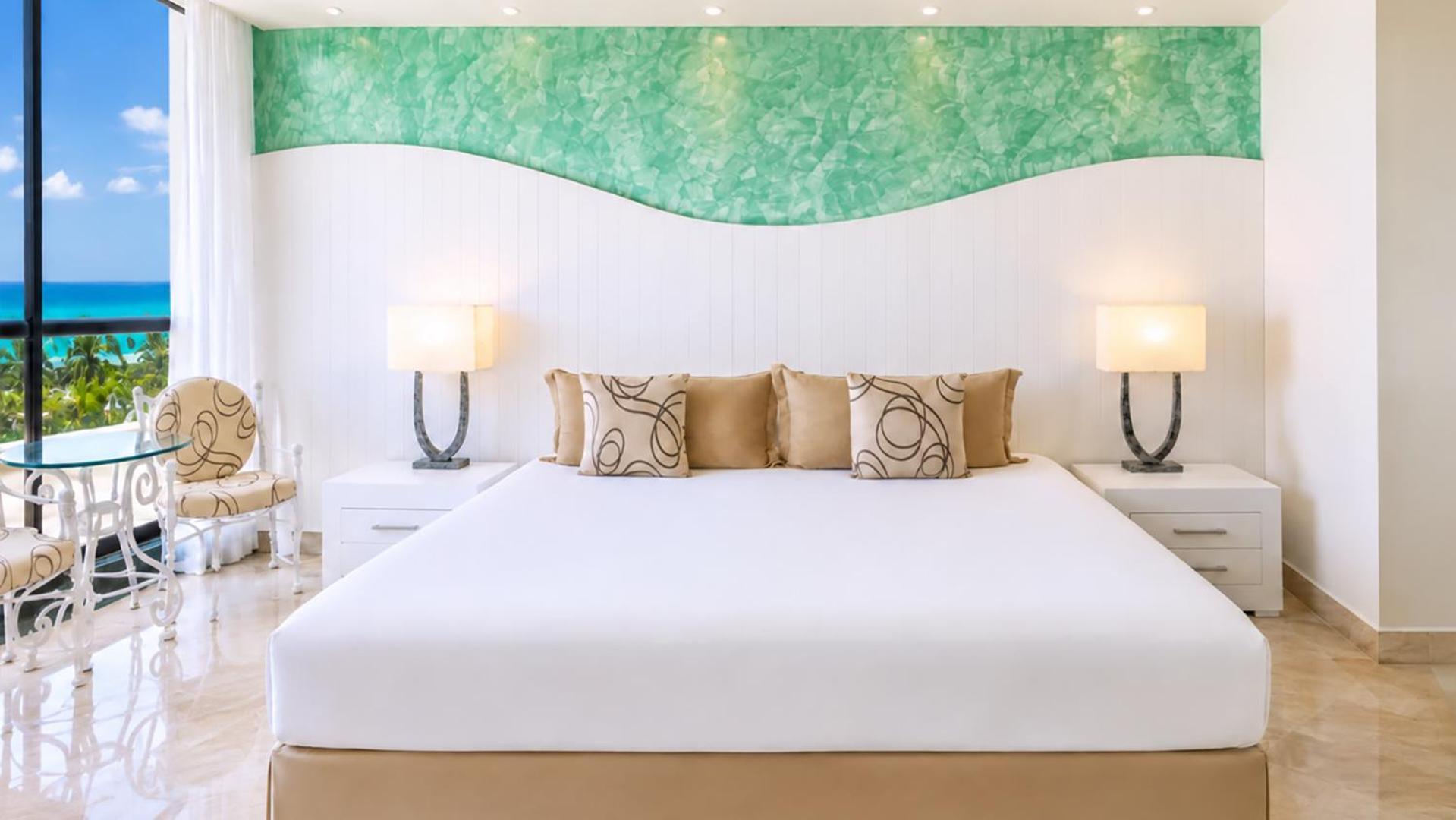 Grand Ocean View Room